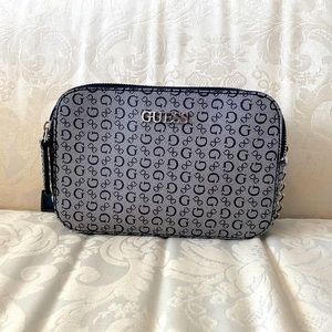 Guess Crossbody purse